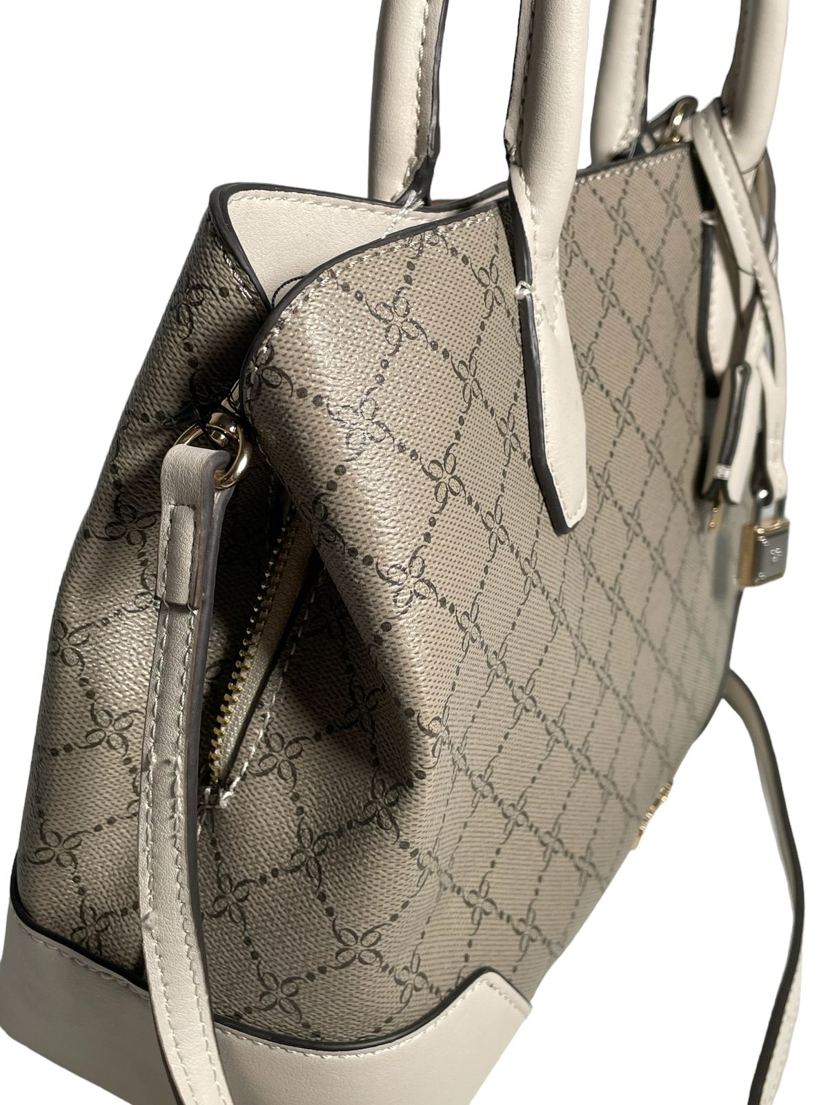 Bolsa de Mano Nine West Gris con Asa Blanca